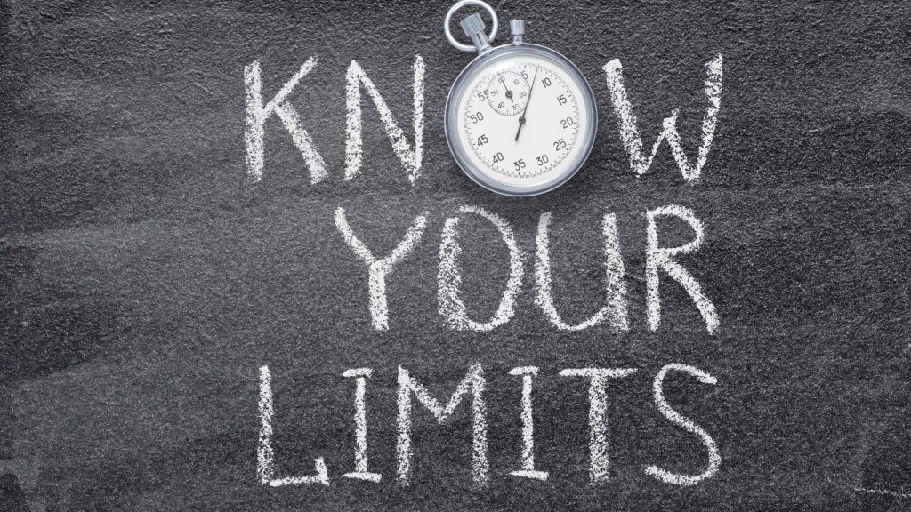 Here is our ultimate guide to help you evaluate your entrepreneur productivity, learn about the importance of focus and organisation, how to manage distractions and procrastination and tips to help you fast track your productivity success as an entrepreneur.